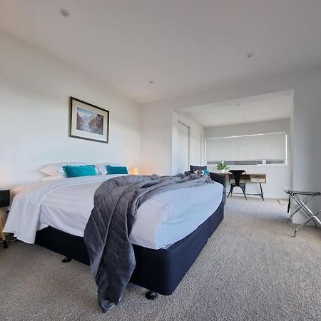 Fabulous Castor Bay 1 Bedroom With Views And Skytv Auckland Exterior foto